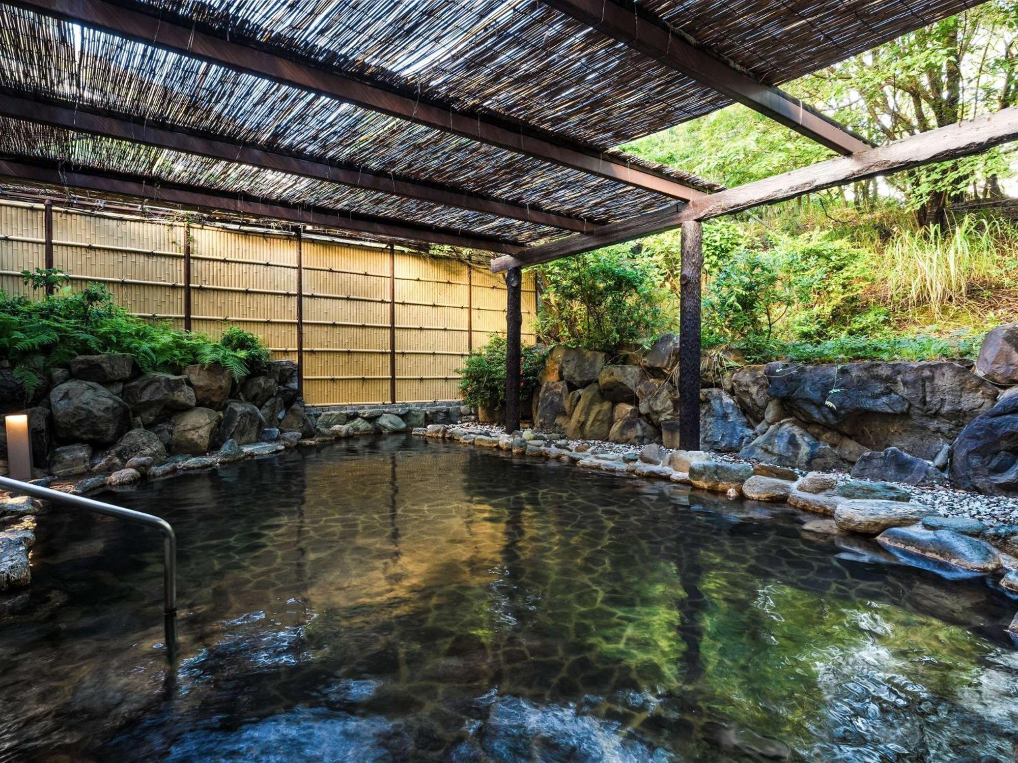 Grand Mercure Awaji Island Resort & Spa Minamiawaji Exterior foto